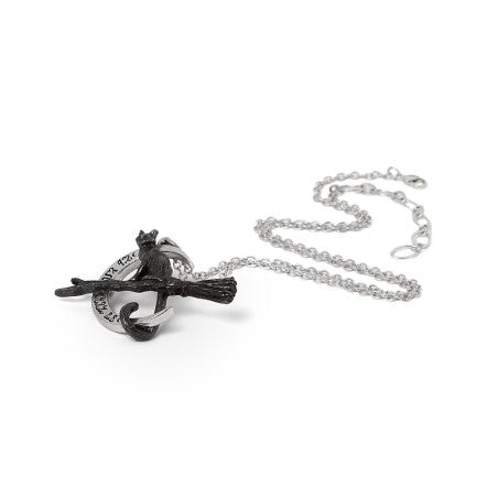 Regina Covenorum Necklace