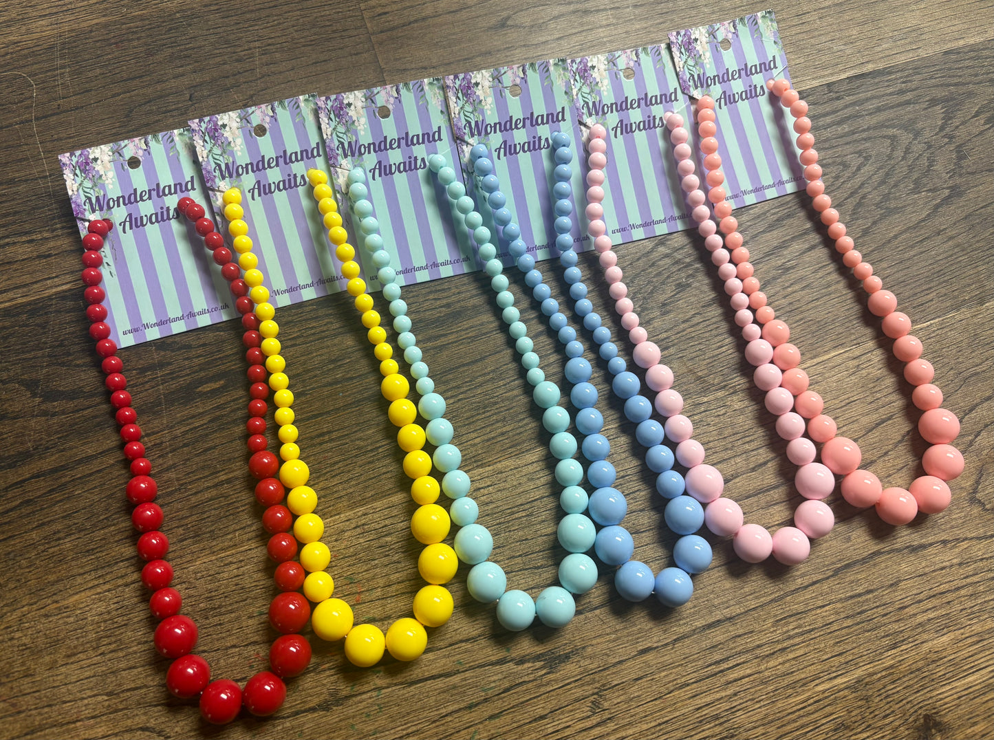 Retro Bead Elasticated Necklace