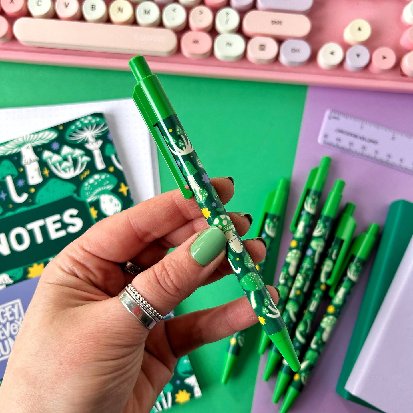 Green Mushroom Pen