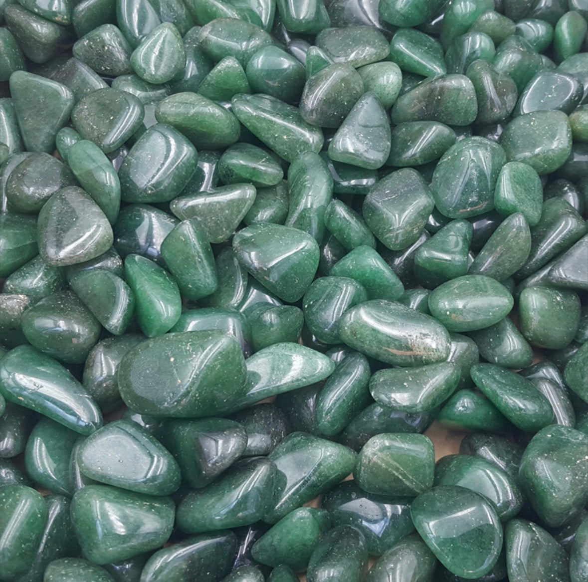Adventurine Dark Green Tumblestone