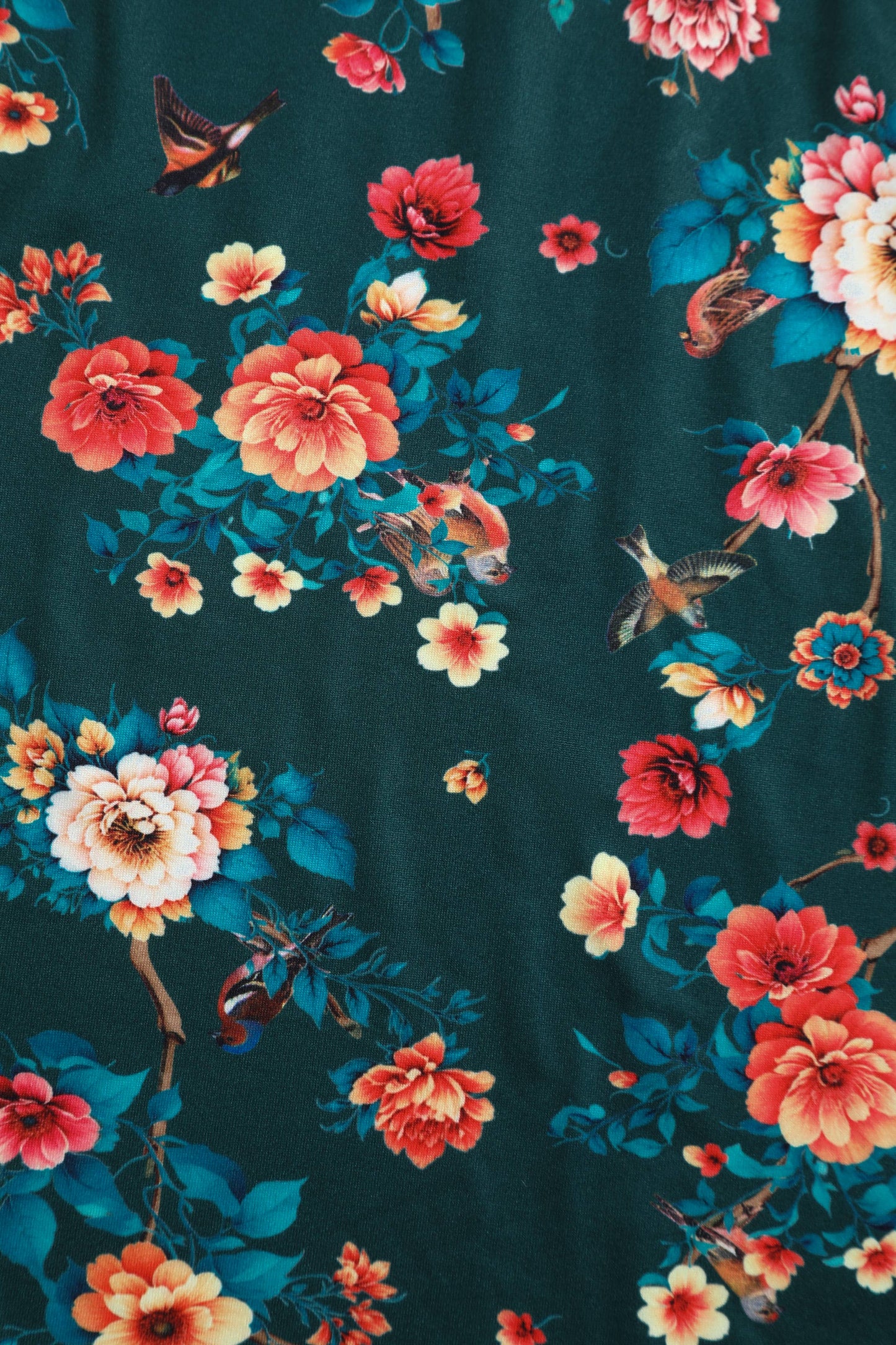 Donna butterfly-sleeved dress in green vintage floral