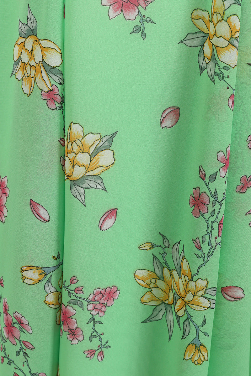 Adelina 70s Floral Dress